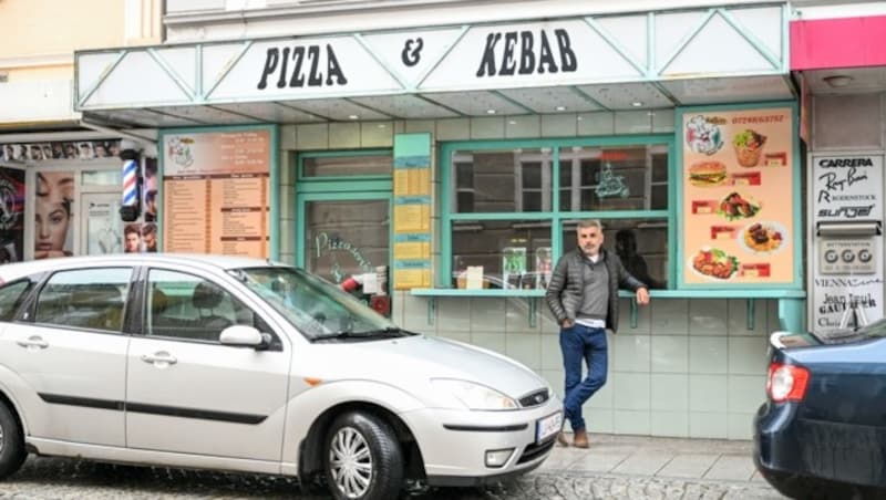 Bei diesem Kebabstand in Grieskirchen begann der steile Aufstieg von Gastronom Suat „Assi“ Aslan. (Bild: Wenzel Markus)