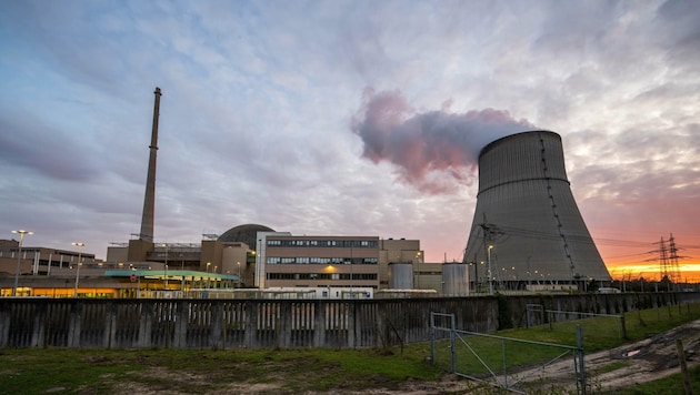 Emsland nükleer enerji santrali en son kapatılmıştı. (Bild: APA/dpa/Sina Schuldt)