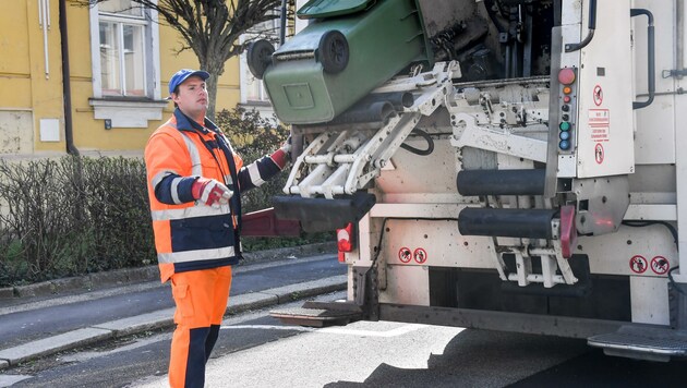 Während etwa in Linz (Foto) die Müllabfuhr reibungslos klappt, gibt es in Bad Ischl Probleme. (Bild: Dostal Harald)