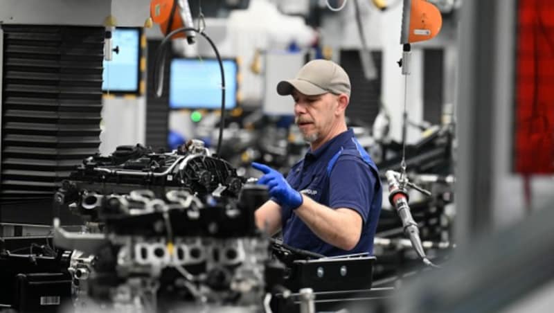 4500 Mitarbeiter sind aktuell bei BMW Steyr tätig. (Bild: Markus Wenzel)