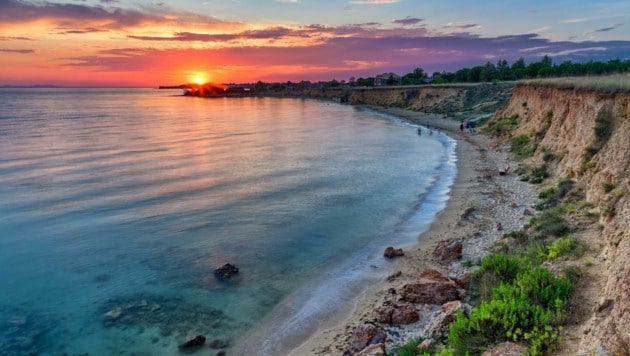 Der Strand Bilotinjak ist ein natürlicher Sandstrand, der 2 km von der Altstadt entfernt ist. (Bild: Aleksandar Gospic)