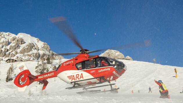 Die Crew des Notarzthubschraubers ARA-3 am Nassfeld zieht Bilanz über die Saison. (Bild: Fatlum Kurtaj)