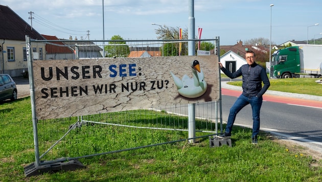 Hannes Steurer befürchtet eine Katastrophe, wenn der See komplett austrocknet und will etwas dagegen tun. (Bild: Charlotte Titz)
