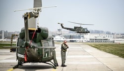 Weitere Helikopter sollen in Hörsching stationiert werden, ist vereinbart. (Bild: Alexander Schwarzl)