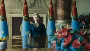 Kate Winslet in „The Regime“, das vom neuen Modell gefördert wurde. (Bild: HBO)