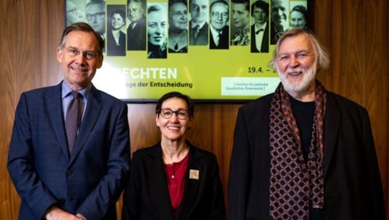 Christian Rapp, Leiter Haus der Geschichte mit Martha Keil (INJOEST) und Ausstellungskurator Michael John (rechts). (Bild: Imre Antal)