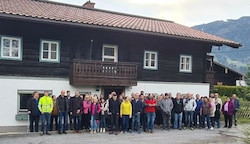 Protest in St. Veit: Wütende Bürger trafen sich, um gegen das geplante Asylquartier im Ort zu demonstrieren. (Bild: Ott Patrick)