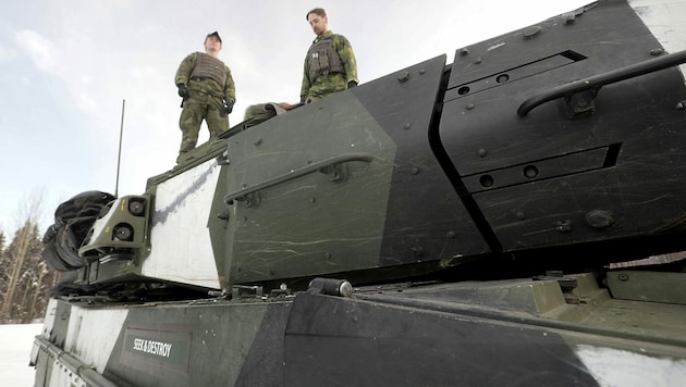 Ein schwedischer Leopard-Kampfpanzer (Bild: APA/AFP/TT NEWS AGENCY/Andreas SJOLIN)