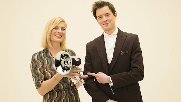 Nina Hochrainer (FM4) und Philipp Hansa (Ö3) moderieren die Amadeus Awards 2023. (Bild: Niko Ostermann)