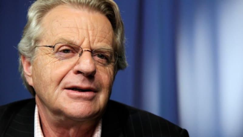 Der US-Talkshow-Moderator Gerald Norman Springer alias „Jerry“ Springer ist am Donnerstag im Alter von 79 Jahren verstorben. (Bild: AP/Richard Drew)