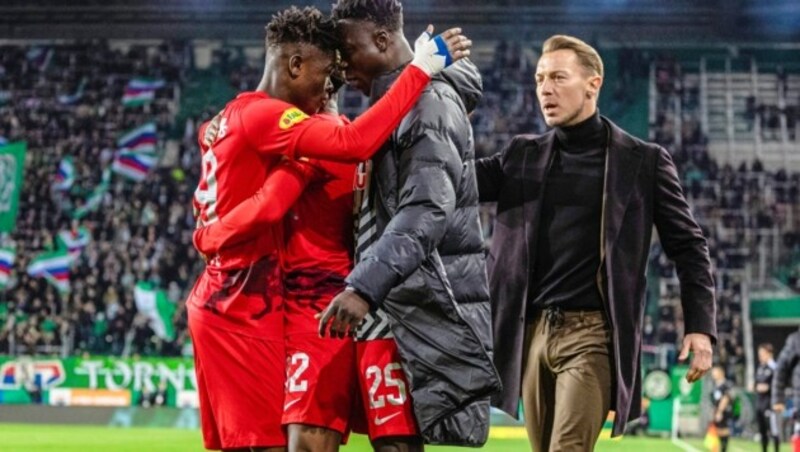 Trainer Matthias Jaissle (rechts) lobte seinen Jungstar. (Bild: urbantschitsch mario)