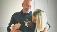 Die Fans sind begeistert: Eros Ramazzotti und Michelle Hunziker zeigen sich mit Enkel Cesare. (Bild: www.instagram.com/therealhunzigram)