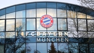 Die berühmt-berüchtigte Bayern-München-Geschäftsstelle in der Säbener Straße ...