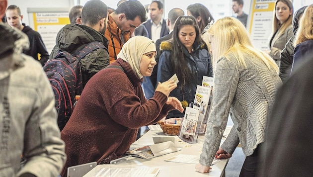 Deutschkursteilnehmer können sich direkt in den Kursen bei Unternehmen bewerben. (Bild: ÖIF)