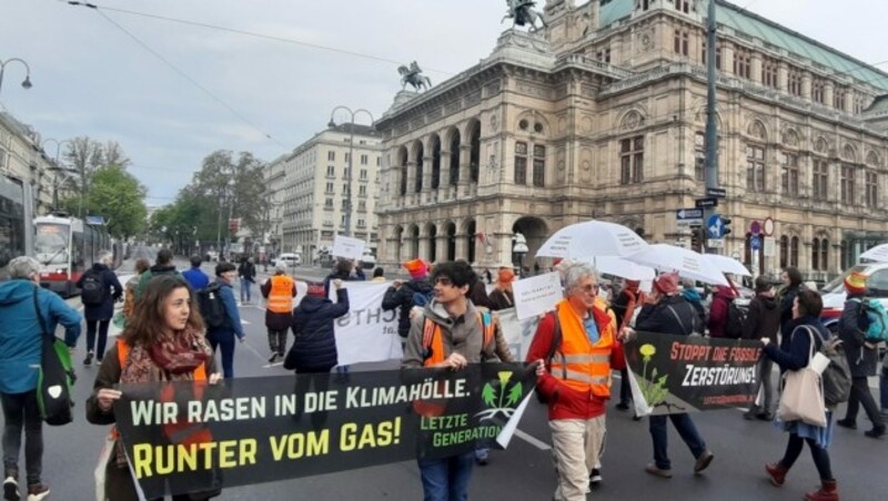 Der Verkehr am Ring kam zum Erliegen. (Bild: Letzte Generation AT )