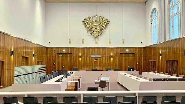 La salle de la cour d'assises de Graz (Bild: APA/KARIN ZEHETLEITNER)