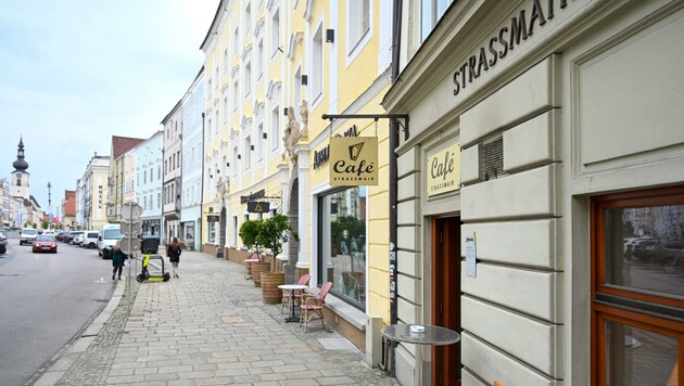 1999 eröffnete am Welser Stadtplatz das Café Strassmair. (Bild: Wenzel Markus)