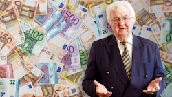 Nationalbank-Chef Robert Holzmann: Bargeld ist unverzichtbar. (Bild: Reinhard Holl, stock.adobe, Krone KREATIV)