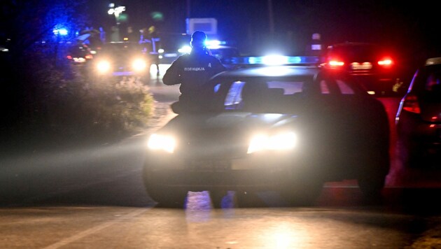 Nach dem Schussattentat war ein Großaufgebot an Polizeikräften im Einsatz. (Bild: AFP)