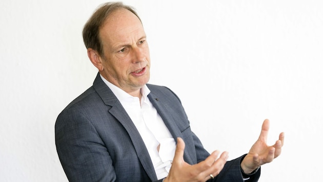 Dieter Egger ist seit 13. September 2020 Bürgermeister von Hohenems, davor war er lange als Abgeordneter im Vorarlberger Landtag tätig. (Bild: Mathis Fotografie)
