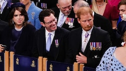 So schlimm, Harry? Der Prinz sorgte mit seinem Mienenspiel in der Westminster Abbey für Aufsehen. (Bild: APA/Yui Mok, Pool via AP)