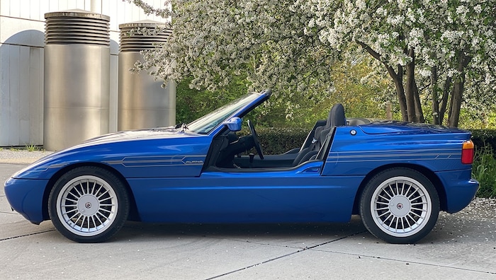 Auch hier ist der Clou, dass man ihn mit offenen (bzw. versenkten) Türen fahren darf.