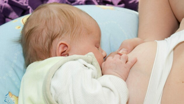 Das natürliche Saugbedürfnis eines Kindes reicht bis ins vierte Lebensjahr hinein. (Bild: Köpenicker - stock.adobe.com)