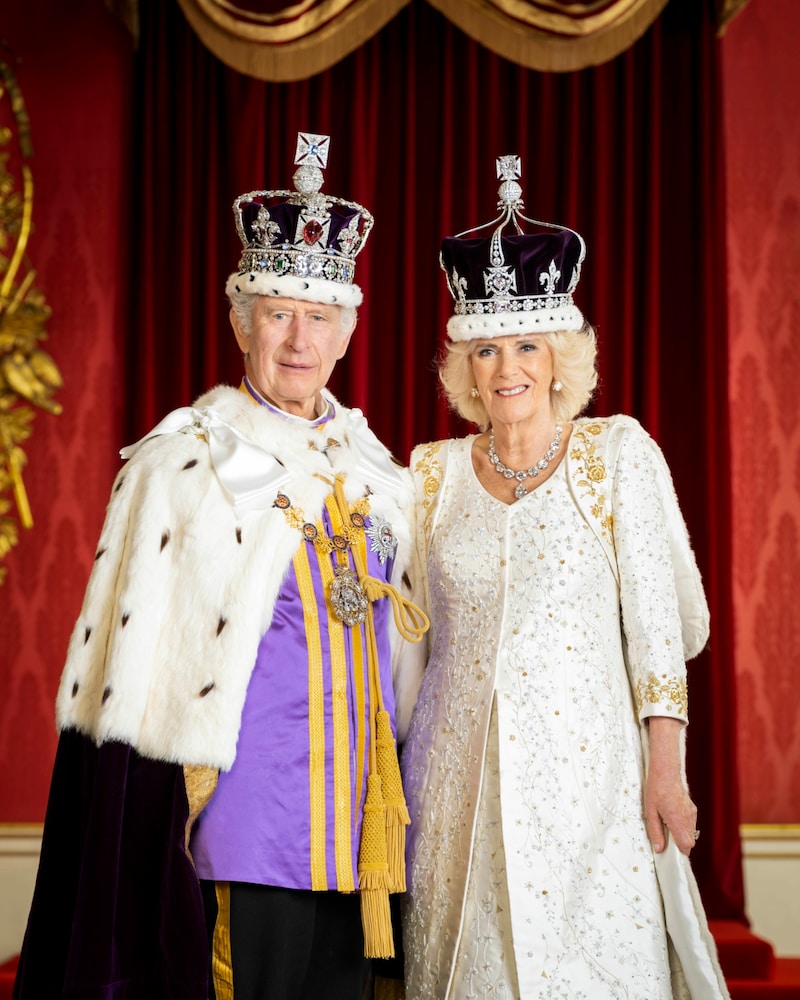 König Charles und Königin Camilla wurden am 6. Mai 2023 in London gekrönt. (Bild: APA/Hugo Burnand/Royal Household 2023 via AP)