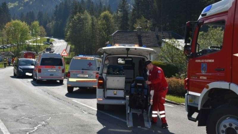 Bei dem Unfall wurden drei Personen verletzt. (Bild: FF Abtenau)