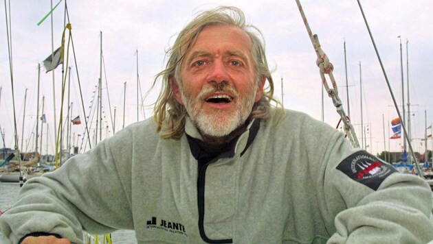 Er hatte als erster deutscher Segler zwischen 1966 und 1968 allein die Welt umrundet. Zuletzt umrundete er 2001 mit seinem Holzboot die Welt. (Bild: JOERG SARBACH)
