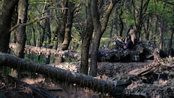 Ukrainische Panzer bei Bachmut (Bild: AFP)