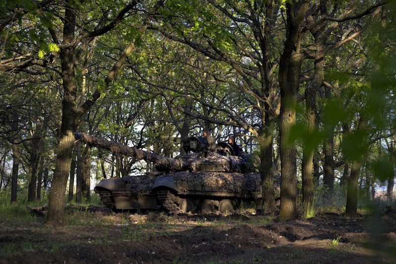 Ukrainische Panzergruppen stehen offenbar vor einem Durchbruch bei Bachmut. (Bild: AFP)