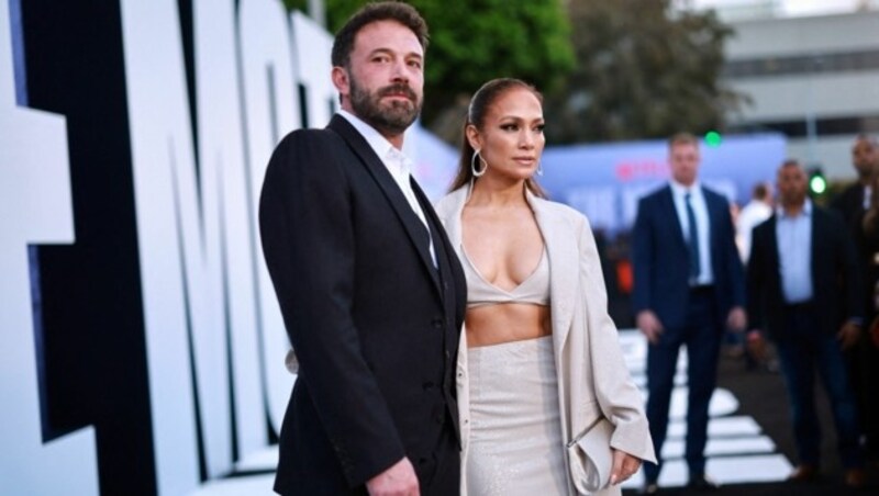 Ben Affleck und Jennifer Lopez bei der Premiere von „Mother“ in Los Angeles (Bild: APA/Getty Images via AFP/GETTY IMAGES/Matt Winkelmeyer)