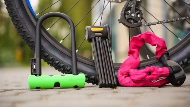 Möglichkeiten, sein Fahrrad vor Diebstahl zu schützen, gibt es viele. Die richtige Auswahl zu treffen, ist jedoch gar nicht so einfach. (Bild: Oleksandr Kozak - stock.adobe.com)