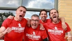 So feierte Christopher Trimmel (re.) mit Union im Vorjahr den Einzug in die Europa League. In dieser Saison winkt sogar die Qualifikation für die Champions League! (Bild: Union Berlin)