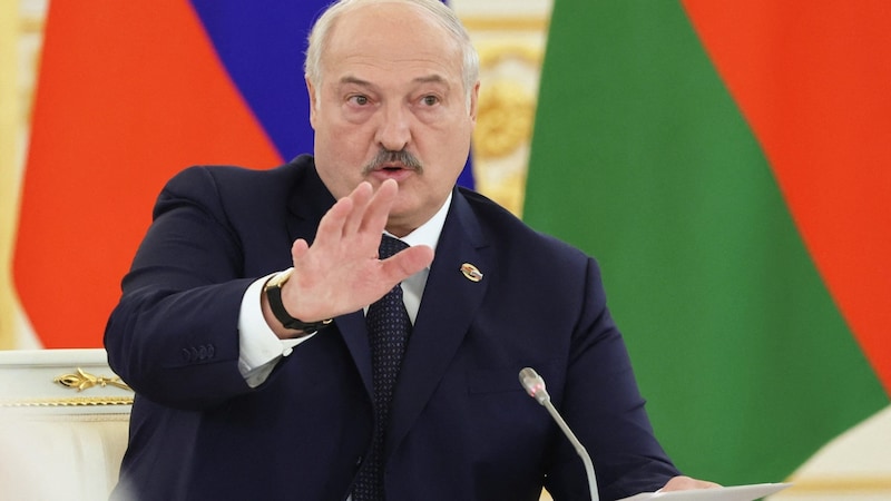 Did the people of Belarus really have the "choice"? International observers do not see this as the case with the vote for Lukashenko. (Bild: AFP)