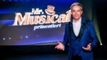 Entertainer und Mörbisch-Intendant Alfons Haider bittet in seiner neuen Show „Mr. Musical präsentiert“ junge Talente und Profis auf die Bühne. (Bild: ORF)