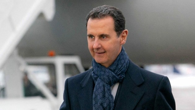 Präsident Bashar al-Assad ist auch nach zwölf Jahren Bürgerkrieg weiter im Amt. (Bild: APA/AFP/SANA)