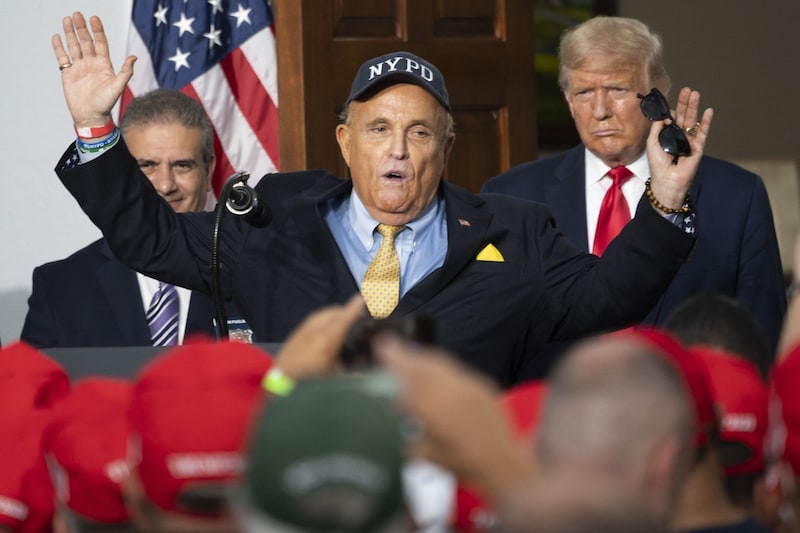 Giuliani sollte 2020 Beweise für Wahlbetrug finden, was ihm nie gelungen ist. (Bild: AFP)