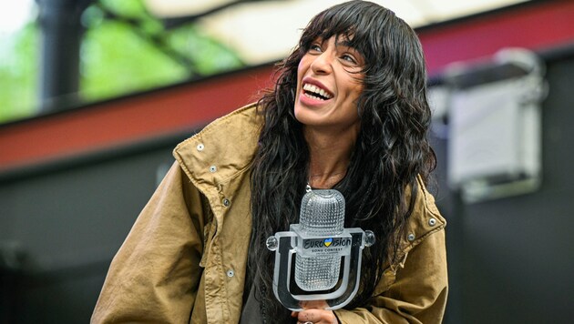 ESC-Siegerin Loreen ließ sich nach der Ankunft in Schweden von ihren Fans feiern. (Bild: APA/AFP/TT NEWS AGENCY/Anders WIKLUND)