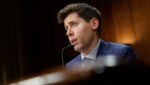 OpenAI-CEO Sam Altman spricht sich für eine strikte KI-Regulierung aus. (Bild: AP)
