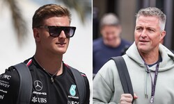 Ralf Schumacher (rechts) erklärt, dass sein Neffe Mick (links) in letzter Zeit einiges ...