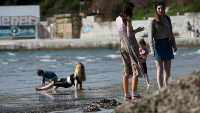 Urlauber in Split (Bild: DENIS LOVROVIC / AFP)