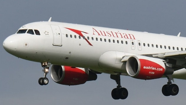 An Airbus A320 like this one had to return to Schwechat shortly after take-off on Monday due to "odors developing on board". (Bild: P. Huber)