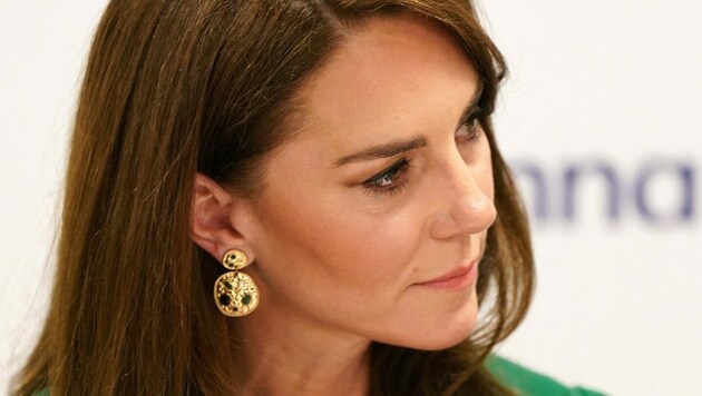 Sie ist Schirmherrin der Organisation „Action for Children“. Der Vorstandsvorsitzende dort ein verurteilter Mörder. (Bild: APA/AFP/POOL/Arthur Edwards)