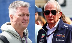 Ralf Schumacher (l.) stimmt Helmut Marko zu.
