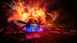 Das Electric Love Festival feiert mit Pauken und Trompeten. (Bild: Darwin Hansen)
