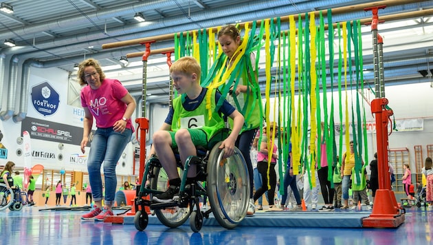 Being active with a wheelchair: Not always easy. (Bild: Attila Molnar)