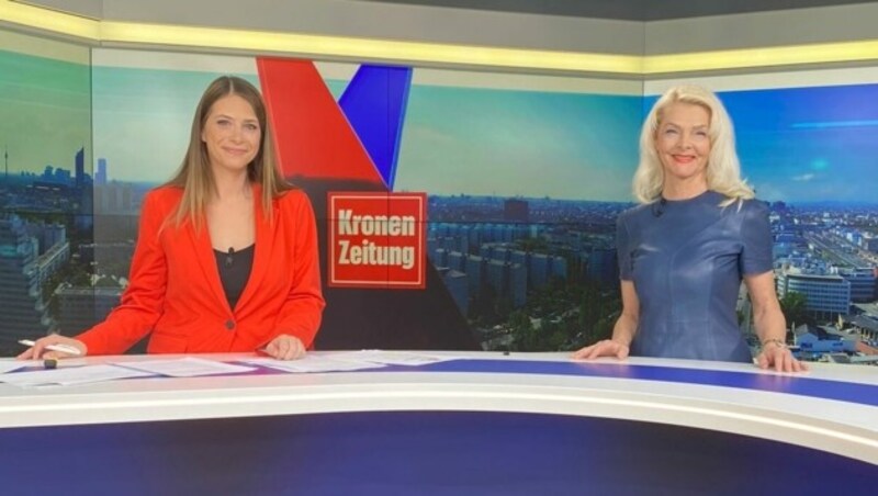 Moderatorin Tanja Pfaffeneder mit Lebens- und Sozialberaterin Margreth Tews (Bild: krone.tv)