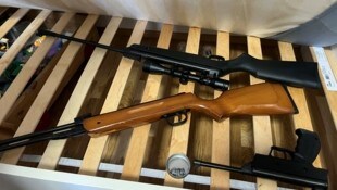 Der Mann hatte ein Luftdruckgewehr. (Symbolfoto) (Bild: LPD Wien)